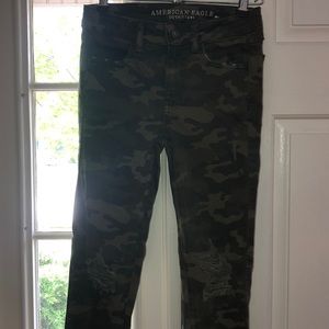 American Eagle Camo Jeans Super stretch x